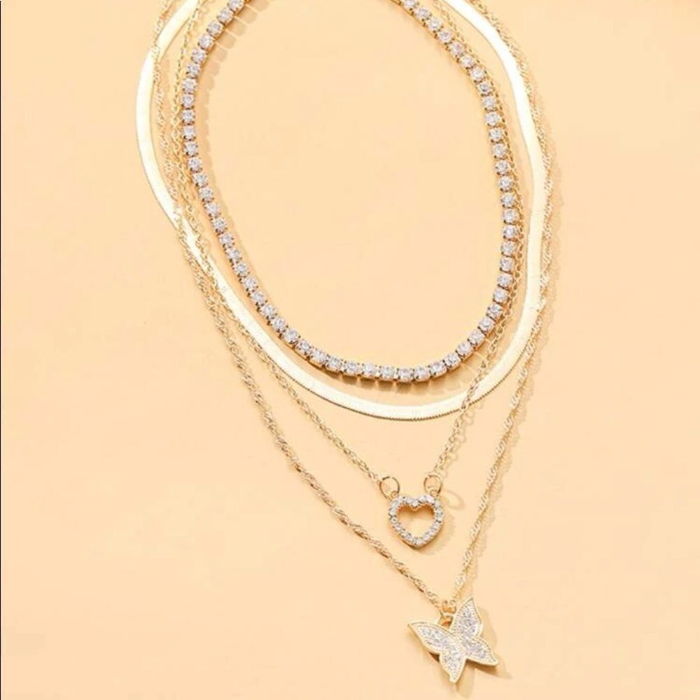 ✨ 5 piece gold tone necklaces ✨​​​​​ - Picture 3 of 4